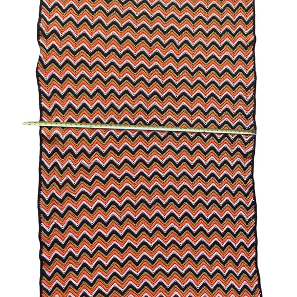 Zigzag vintage handmade throw blanket - Picture 2 of 9